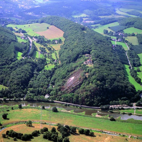 Luftbild des Isenbergs von Norden (Bühne).