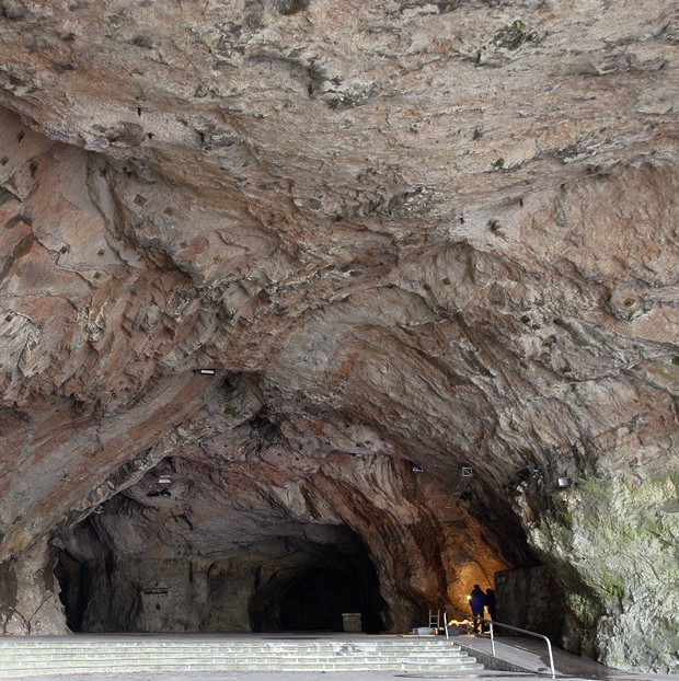 Die Balver Höhle im Märkischen Kreis (Foto: LWL-Archäologie für Westfalen/H. Menne)